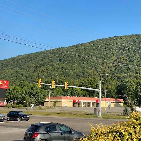 Econo Lodge Inn & Suites Norton Kültér fotó