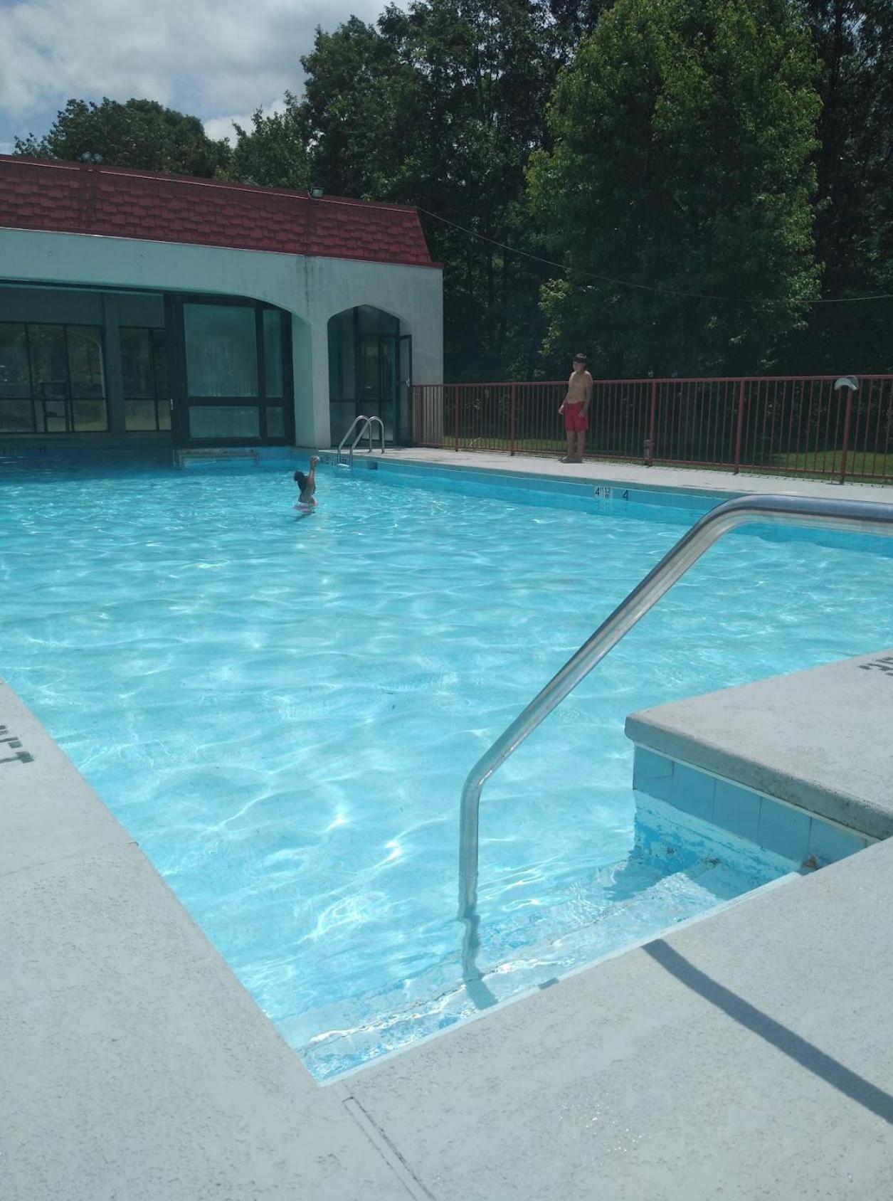 Econo Lodge Inn & Suites Norton Kültér fotó